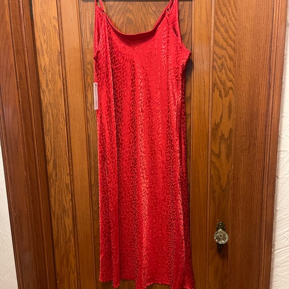 Red leopard satin dress size XL - Picture 2 of 4